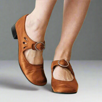 Denisa | Orthopädische Ledersandalen mit bequemer Keilsohle – Rötlichbraun