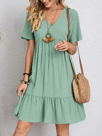 Sophie Casual Kleid | Stilvolles Sommer-V-Ausschnitt-Minikleid – Hellgrün