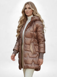 Glänzende Puffer Jacke mit Kapuze in kurzer Passform für Damen – Kaffee-Braun
