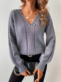 SCHICKER V-AUSSCHNITT KABELSTRICKPULLOVER FÜR FRAUEN | ELEGANTER STRICKSTIL – Grau