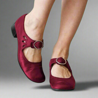 Denisa | Orthopädische Ledersandalen mit bequemer Keilsohle – Kastanienrot
