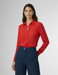 Elegante Langarm Bluse für Damen mit verdeckter Knopfleiste und dekorativer Schmuckspange – Rot