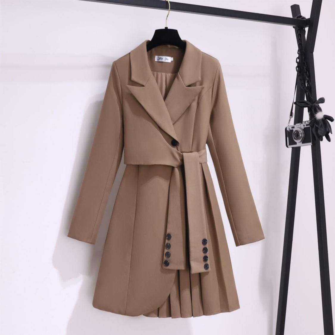 Poithirae | Klassisches schwarzes Blazerkleid