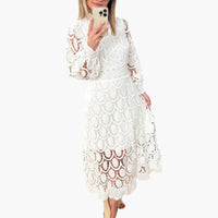 Nora | Kleid mit Spitze und hoher Taille – Beige