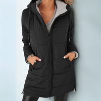 Ailsa | Daunenjacke mit Kapuze – Schwarz