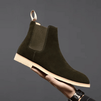 Herren Stiefel | Elastische Seitenteile mit kompakter Schaftform – Olivgrün