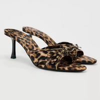 Heidi-Mode | High-Heeled Slippers mit Leopardenmuster – Leo-Muster