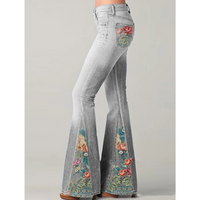 Damen-Jeans mit Blumenstickerei | ausgestellte Beinführung – Grau