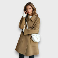 Melviana – Klassischer Mantel – Khaki