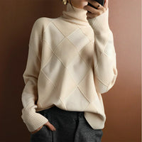 Rauten-Rollkragenpullover – Raffinierte Wärme mit modernem Stil – Creme