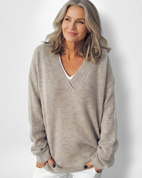 Locker geschnittener Damenpullover mit tiefem V-Ausschnitt – Beige