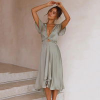 ALIYAH | Bequemes Kleid im fließenden Stil – Hellgrün