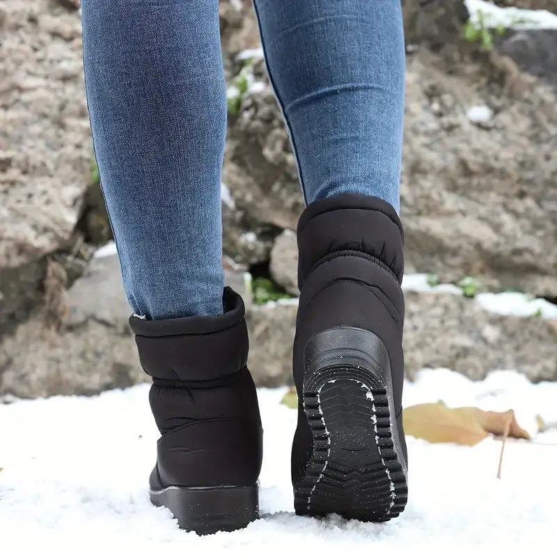 Reiniaeth | Wasserdichte und bequeme Stiefeletten für jede Wetterlage