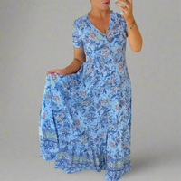 Gritta | Elegantes Blumenmuster Kleid – Himmelblau