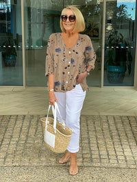 Marloes™ | Elegante Bluse mit Blumen – Khaki