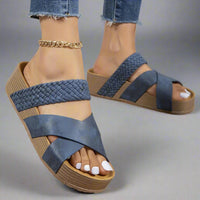 Ariana | Geflochtene Plateausandalen mit orthopädischem Komfort – Blau