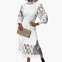 Nora | Kleid mit Spitze und hoher Taille – Weiß