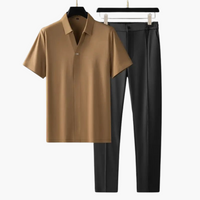 Zweiteiler Set für Herren – Kurzarmshirt mit Stoffhose – Braun