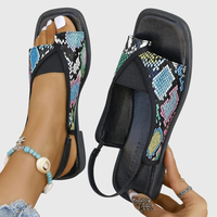 Selina | Damen Flache Sandalen Kontrastfarben Riemen Sommer Modern – Mehrfarbig