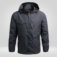 Herren Regenjacke | Schutzorientierte Form mit funktionalem Aufbau – Grau