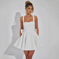 Nina - Damen Abendkleid mit ausgestelltem Mini und Schleife – Weiß