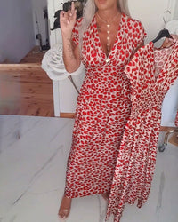Benara - Printkleid mit V-Ausschnitt – Rot