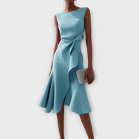 Zandelle | Asymmetrisches Midi-Kleid mit Drapierung – Hellblau