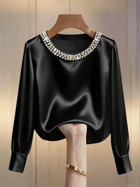 Avara - Elegante perlenbesetzte Bluse – Schwarz