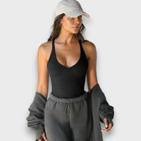 Talia – Ripp-Top mit Racerback – Schwarz