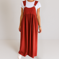 Ellis™ | Bequemer Jumpsuit mit Hosenträgern – Rot