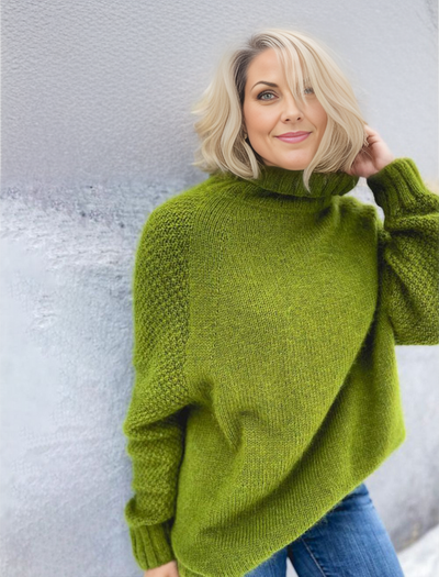 Kovella | Grasgrüner Rollkragenpullover in Übergröße aus Strick