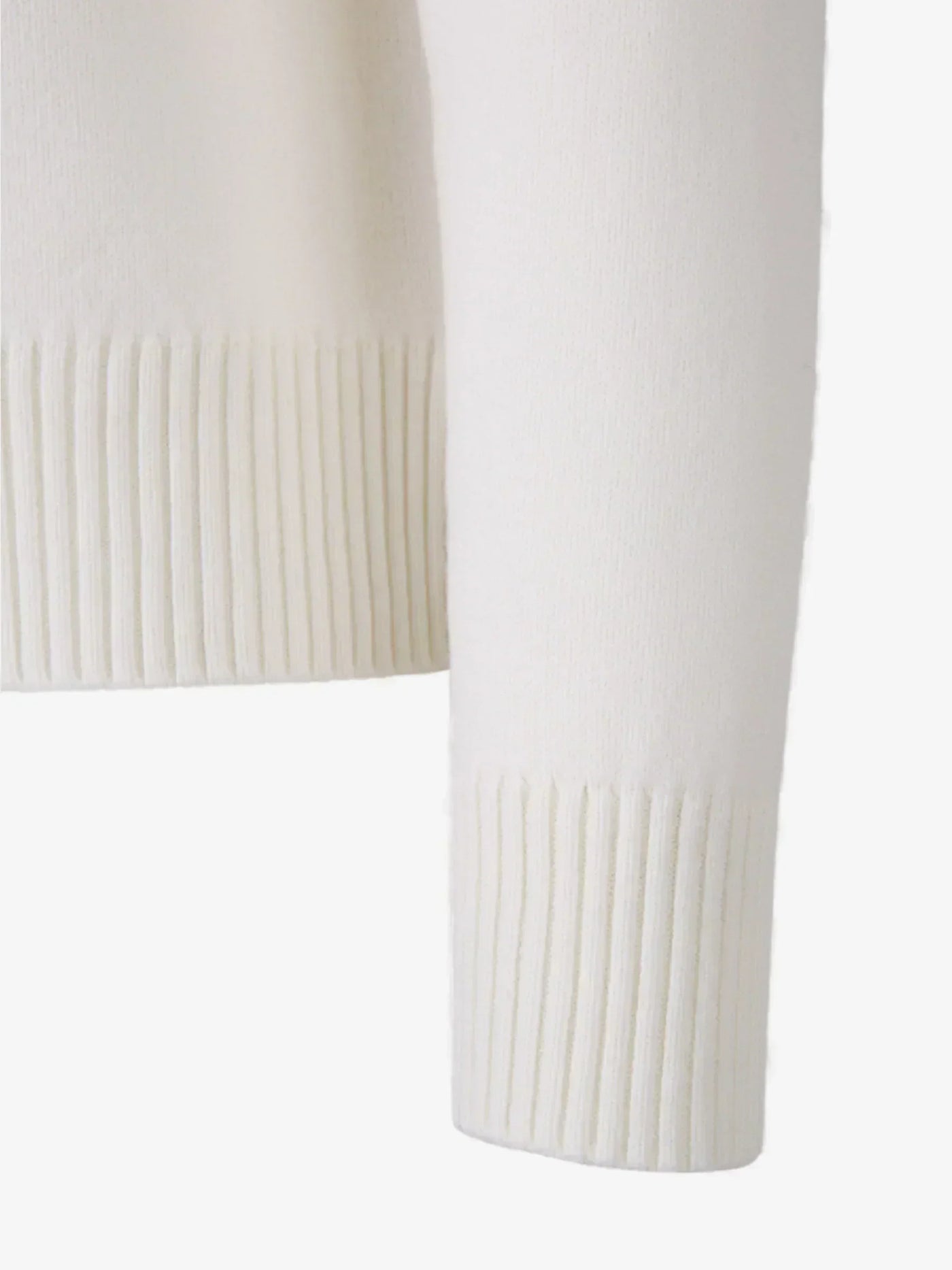 Heidi-Mode | Herz gestickter Pullover