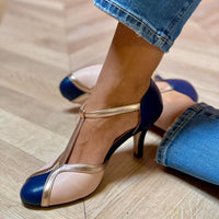 Alessia™ | Farbige und bequeme T-Strap-Pumps mit runder Zehenpartie – Marine
