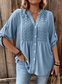 Halina - Weichgriffige Bluse mit V-Ausschnitt – Blau