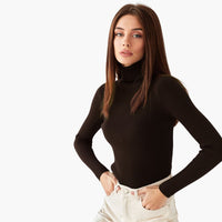 Damen Turtleneck Pullover mit gerippten Bündchen und Saum – Kaffee