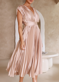 Brittney's  Himmlische Eleganz Maxikleid mit Ärmeln – Champagner