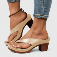 Birgit | Damen Zehentrenner Sandalen Chunky Heel Modern Sommer Trend – Gold