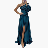 Gestreiftes One-Shoulder - Damen Maxikleid mit Schlitz elegant – Marine