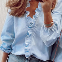 Angelique™ | Bluse mit V-Ausschnitt und Rüschen – Hellblau