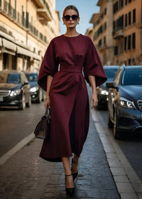 Victoria - Das Eleganteste Kleid mit Ärmeln – Rot