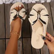 Camila - Damen-Schleifenknoten-Dekor Flip Flops – Beige