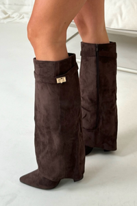 Damen-Stiefel mit Umschlagdetail | hohe Schaftausführung – Braun – Wildleder