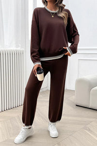 WANDA - STRICKPULLOVER-SET MIT HOSE – Kaffee