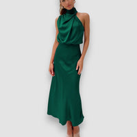 Flavia | Auffallendes Satin-Trägerkleid – Dunkelgrün