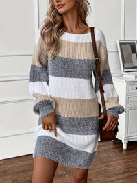 Damen Strickkleid mit Streifen | Lockerer Schnitt und Langar – Mehrfarbig