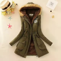 Therelle™ - Herbst-/Winterjacke mit Kapuze Stickerei und Tailliertem Schnitt – Grün
