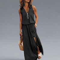 Ursuline | Elegantes Maxikleid mit Schlitz – Schwarz