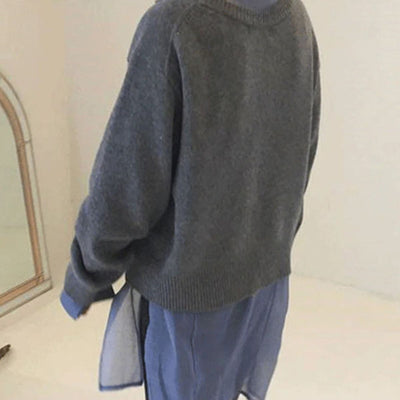 Klara - Weiche Damenstrickjacke mit diagonalem Knopfverschluss