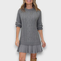Valentina – Strickkleid mit Tüllsaum – Grau