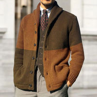 HOLGER - STRICKJACKE AUS DICKEM STRICK MIT KNÖPFEN – Braun mit Kaffee